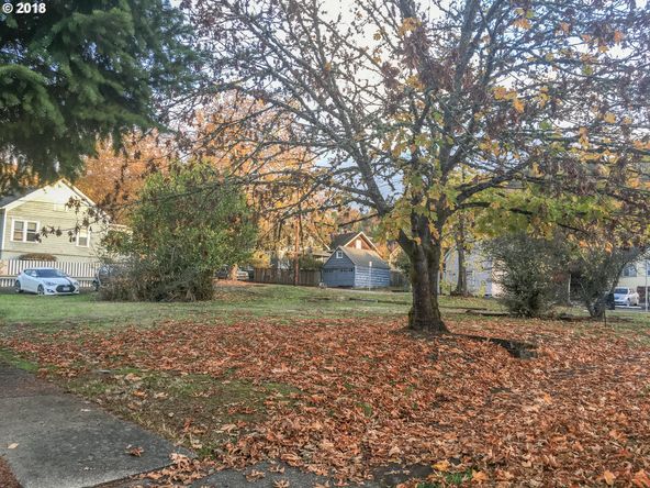 295 SE Fowler St, Roseburg, OR 97470